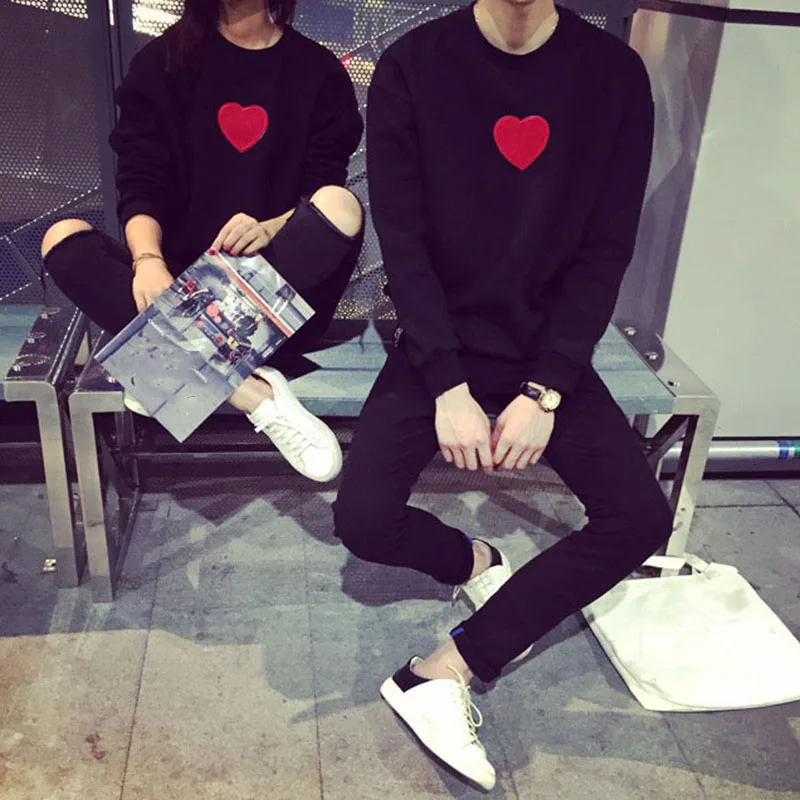 

Black Oversized Hoodies Couple Heart Printed Women Men Long Sleeve Tops Loose Pocket Sweatshirt Girl Casual T-Shirts Pullover