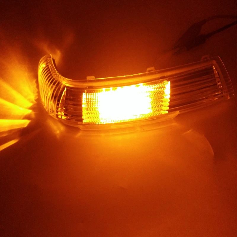 Светодиодный указатель поворота для зеркала заднего вида с правой и левой