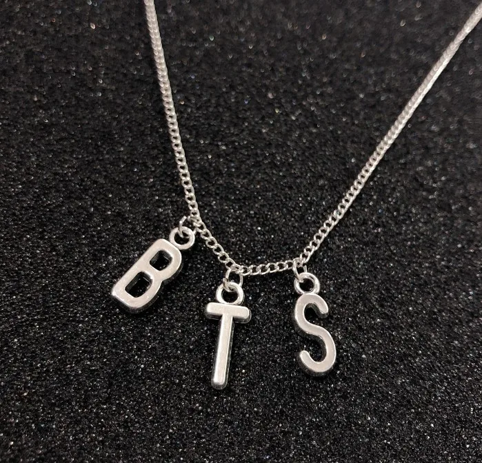 

Simple Letter Necklace For Men Stainless Steel Casual Exquisite Hip Hop Couple Necklace Fashion Chian Gift Jewelry