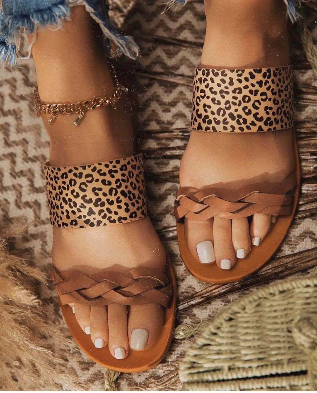 

Women Summer Slip on Open Toe Ladies PU Flat Shoes Woman Fashion Casual Leopard Print Female Comfort Shoe 2020