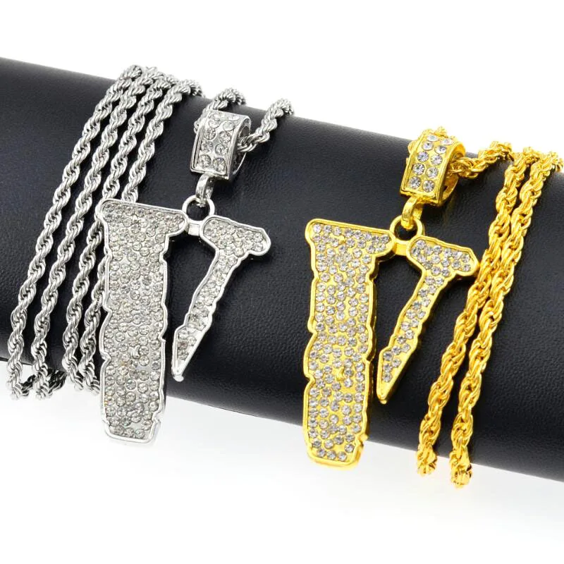 

Fashion Trend Casual Hip Hop Men's Pendant Fashion Full Rhinestone V-Necklace Gold Plated Jewelry