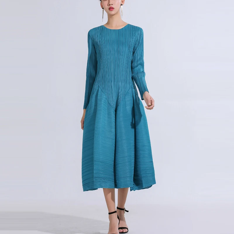 Changpleat Весенние новые женские платья Miyak плиссированные модные однотонные с o-образным вырезом солидные Большие размеры с длинным рукавом женское платье D8980