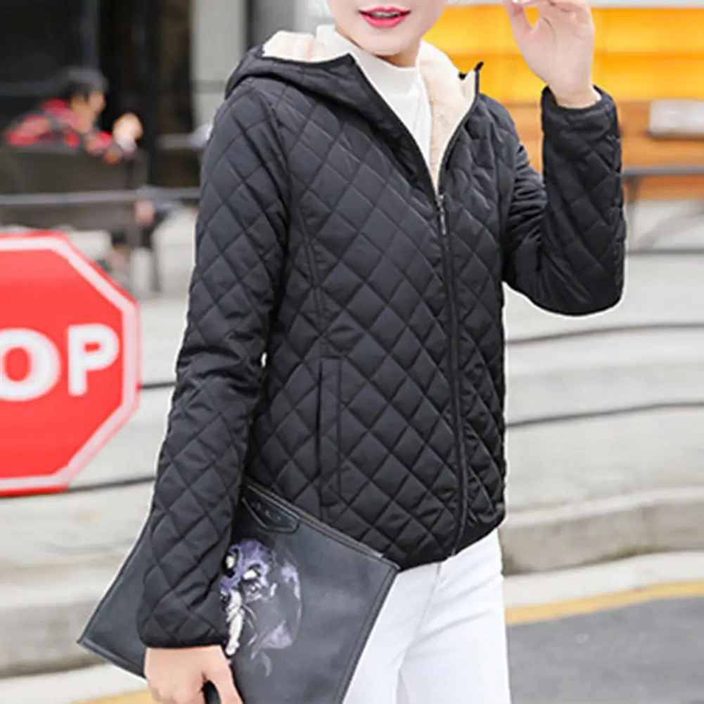 Yiwa Женское зимнее утепленное пальто из плюша и шерсти с капюшоном хлопковая