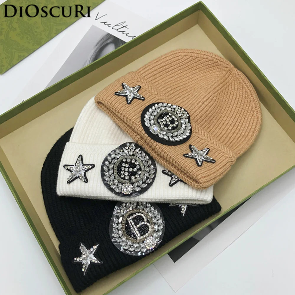 

New Women's Warm Winter Punk Street Rhinestone Hip Hop Skullies Beanie Sports Women's Ski Hats Fashion Knitted Women's Hats