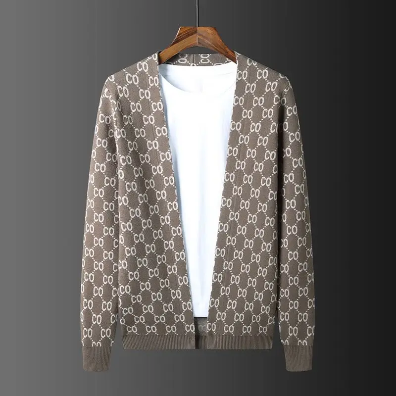 

2021 Spring New Knitted Cardigan Men 's Coat Fashionable Slim Fit Fashionable Outerwear Sweater Men 's Sweater
