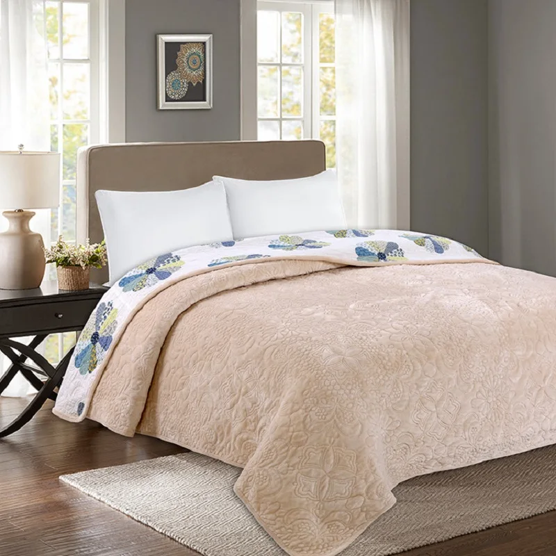 

Utumn и зимнее Европейское утолщенное однотонное двустороннее фланелевое одеяло, одеяло с двойным кондиционированием воздуха