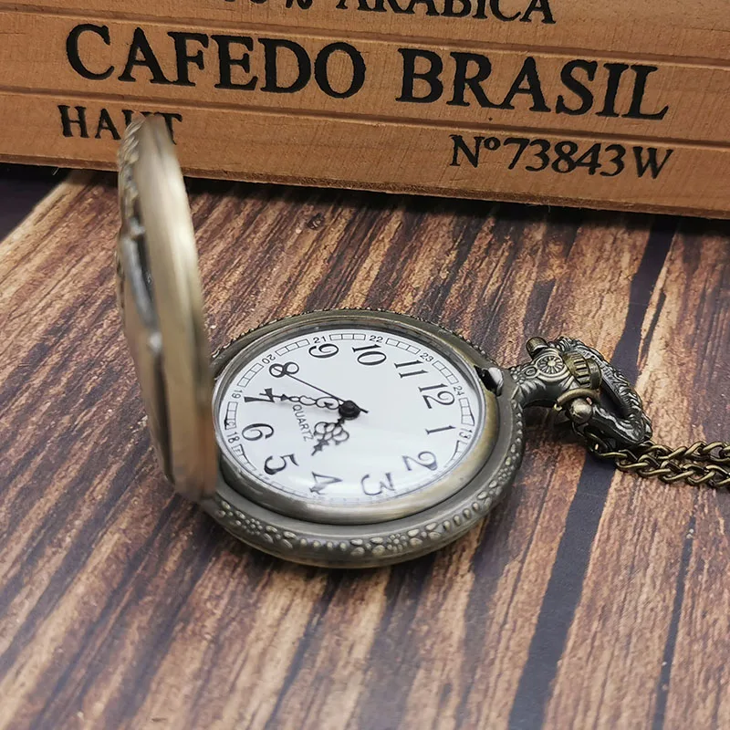 Горячие китайские зодиака полые петухи курица 3D дизайн курицы карманные часы