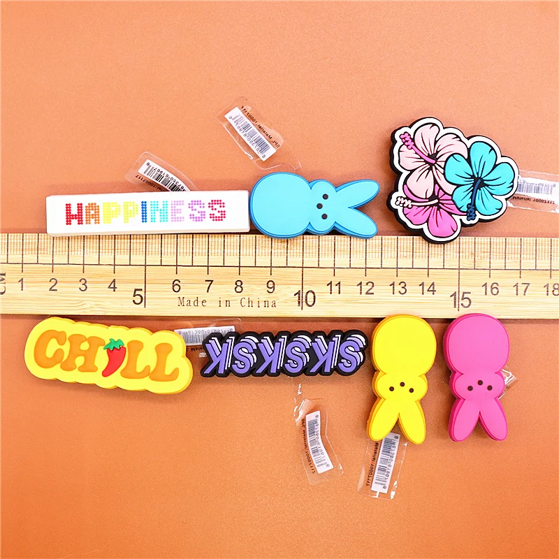 Happiness Flowers Croc Charms Original Lovely Yellow Pink Blue Bunny Shoe Accessories Beautiful Daffodil Clogs Decoration JIBZ