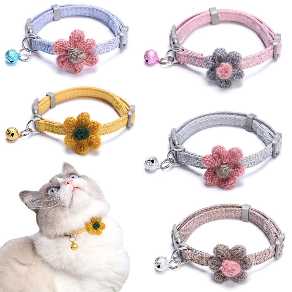 Отрывной ошейник для кошек с колокольчиком и цветком однотонный регулируемый