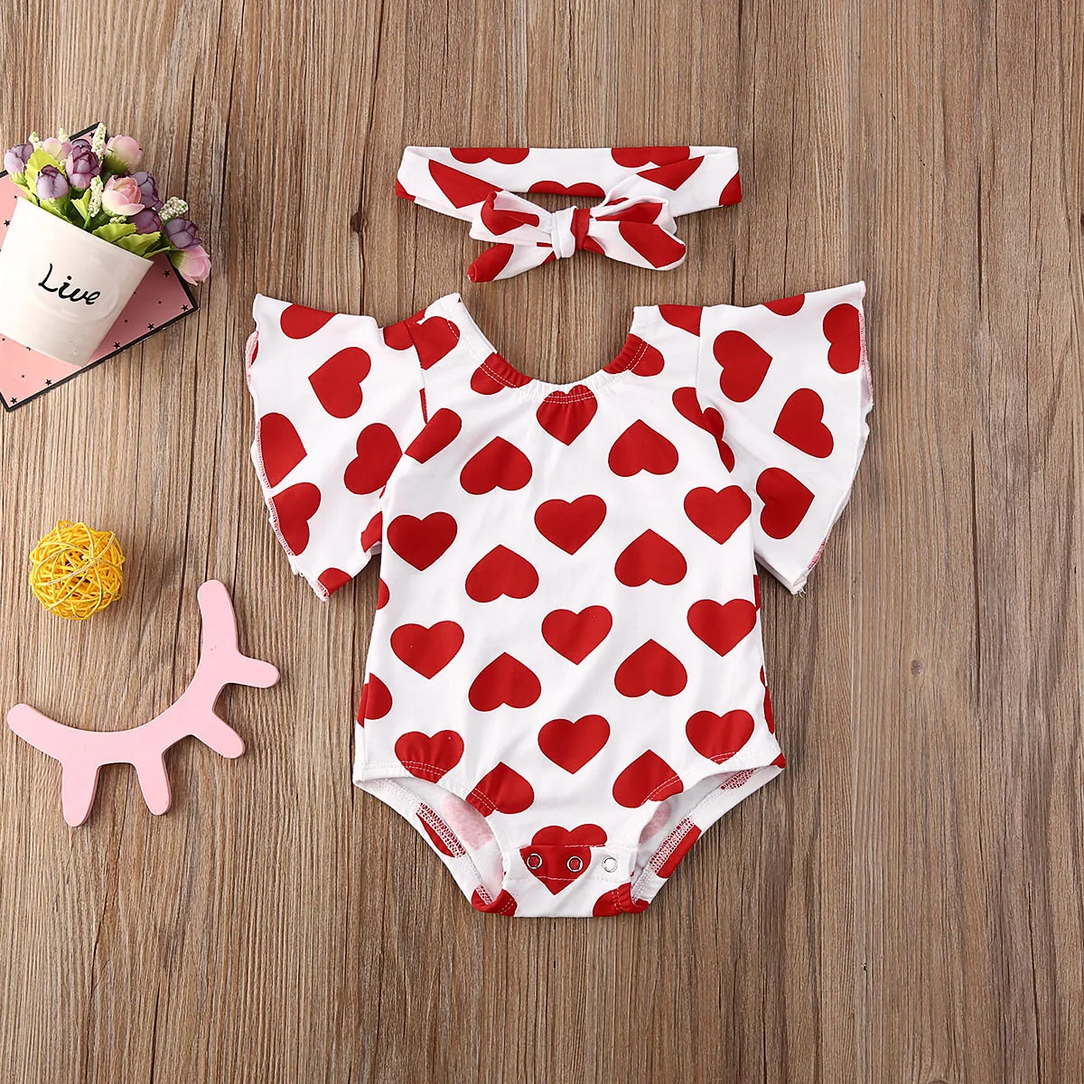 

Infant Newborn Baby Girls Valentine's Day Romper Jumpsuit Headband Outfits