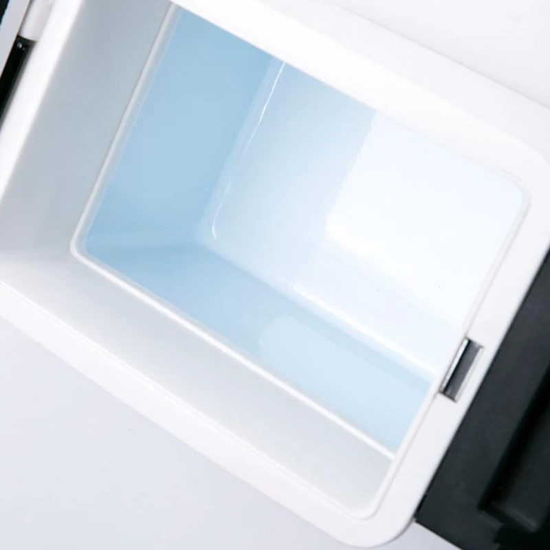 Портативный мини холодильник 6 л автомобильный с морозильной камерой