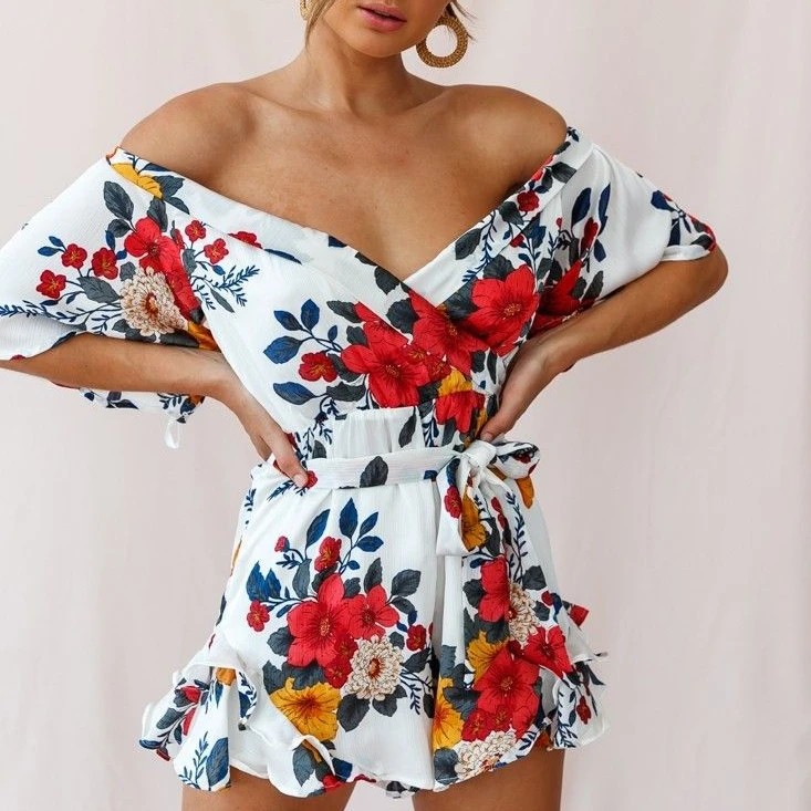 

2021 Summer New Style European and American Sexy V-neck Jumpsuit Floral Digital Print Strapless Lotus Leaf Ladies Shorts