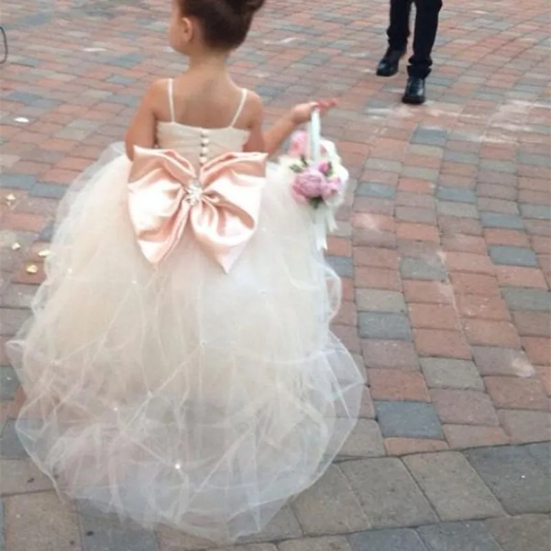 Пышные платья для девочек без рукавов цвета слоновой кости с цветочным узором