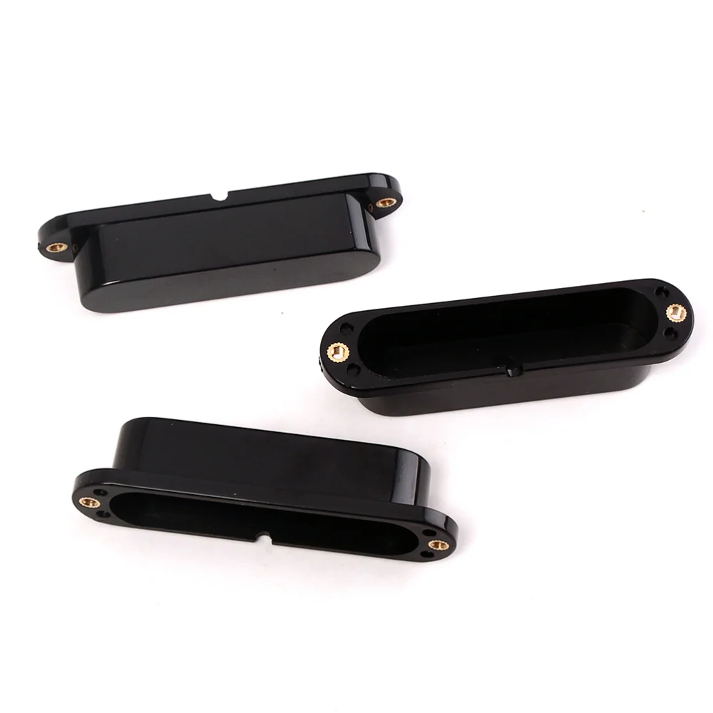 

3pcs Strat Style Single Coil Guitar Pickup Cover Set holes with Copper Eyes (Cream)