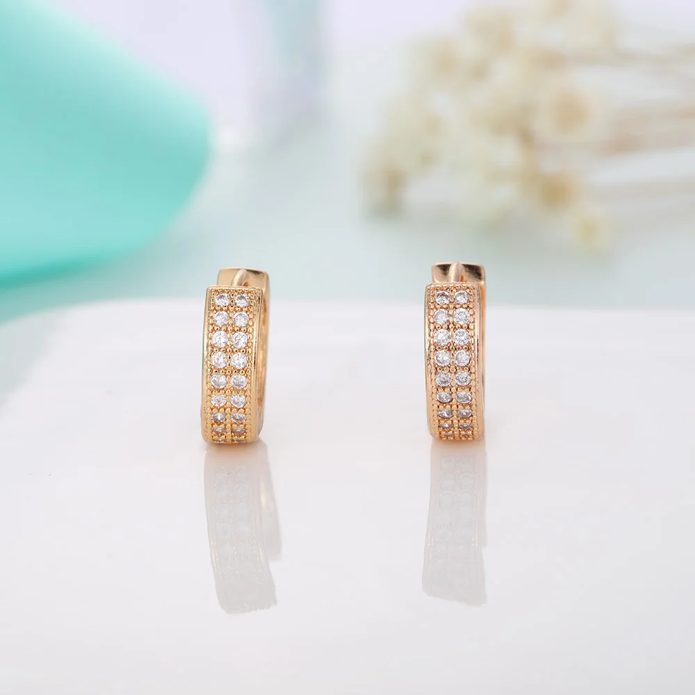 Женские маленькие круглые серьги гвоздики MAIKALE золотистые кубические