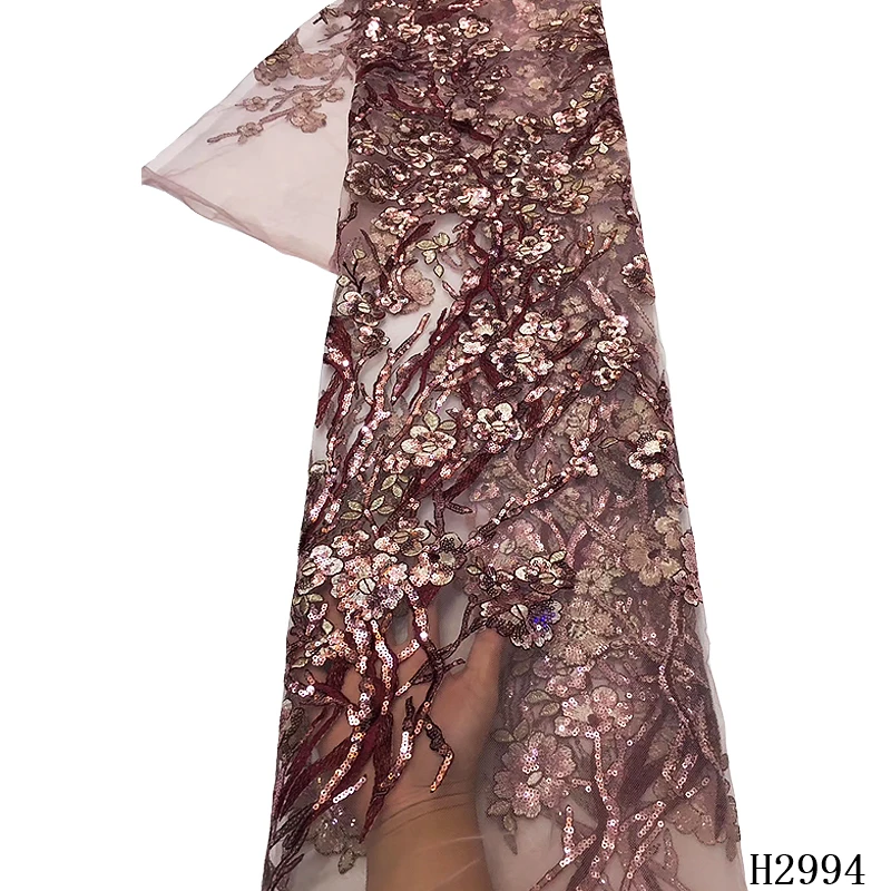 Женское кружевное платье из фатина с блестками свадебное серого цвета в