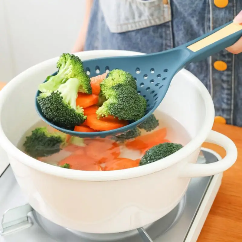 

High Temperature Resistant Large Kitchen Noodle Colander Clamp Draining Spoon Multifunctional Spoon With Clip Kitchen Gadgets