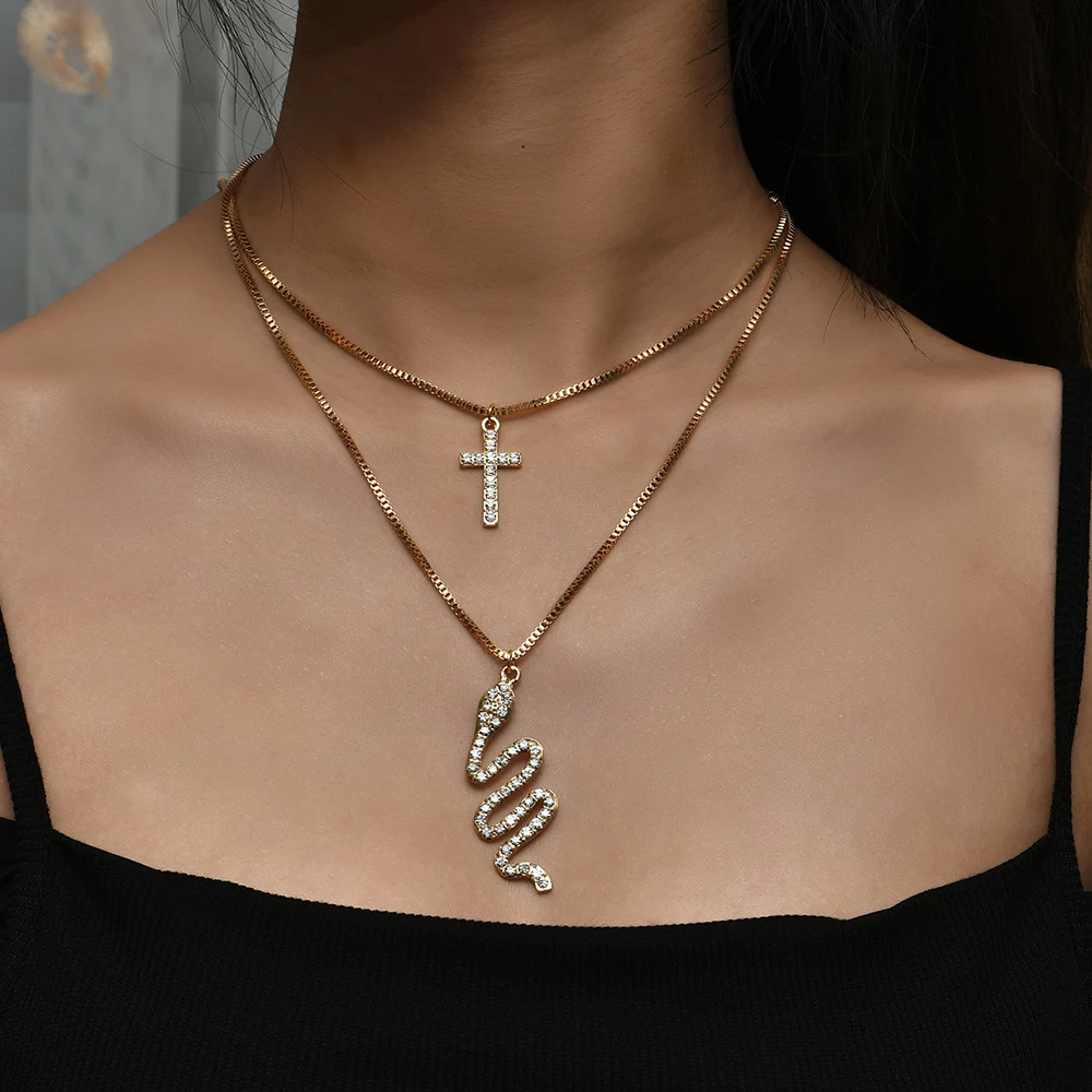 

YWZIXLN Boho Charm Multi-layer Crystal Cross Snake Pendant Fashion Necklaces Bijoux For Women Elegant Choker Jewelry N0180