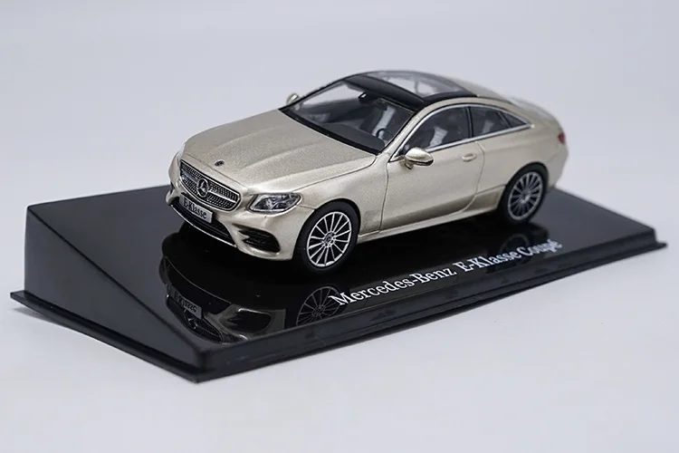 1:43 E300 E-KASE Coupe модель сплава автомобиля статические высокой моделирования металлические модельные автомобили с оригинальной коробкой