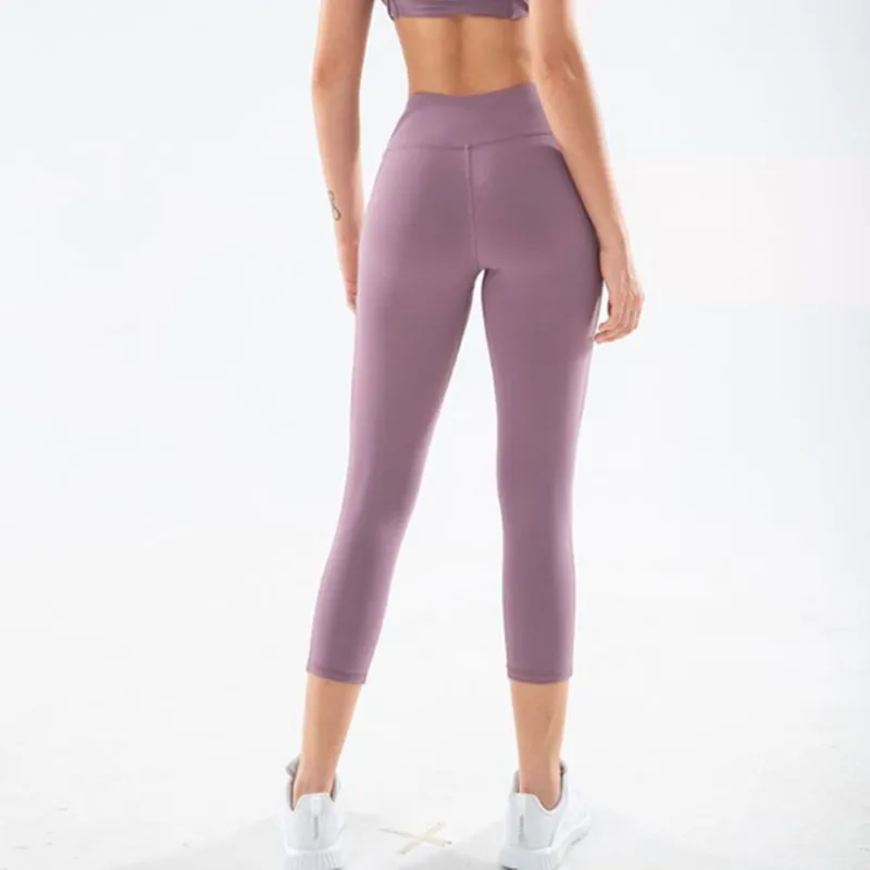 

Yoga Pants hip lifting exercise tight pants peach hip Capris