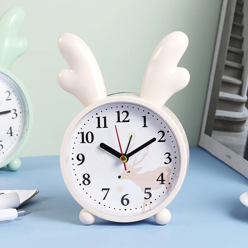 

Ornaments Creative Student Gifts Bedside Mute Small Sweeping Seconds Bedroom Decoration Cartoon Antlers Round Alarm Clock