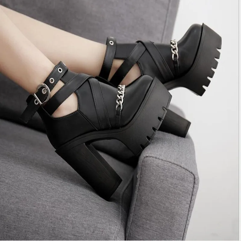 

2021 Sexy High heels Fashion Ankle Boots For Women High Heels Casual Cut-outs Buckle Round Toe Chain Thick Heels Platform Shoes