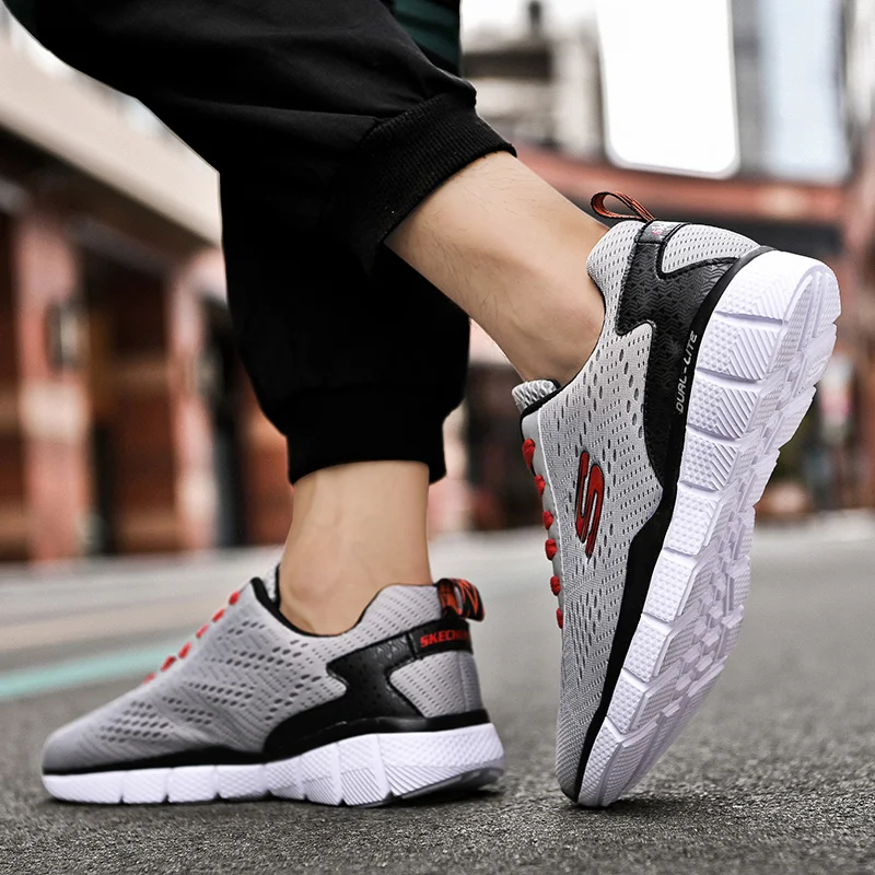 

Men Fashion Lightweight Running Sneakers Breathable Fitness Shoes Jogging Shoes Outdoor Soft and Comfortable Walking Shoes Men