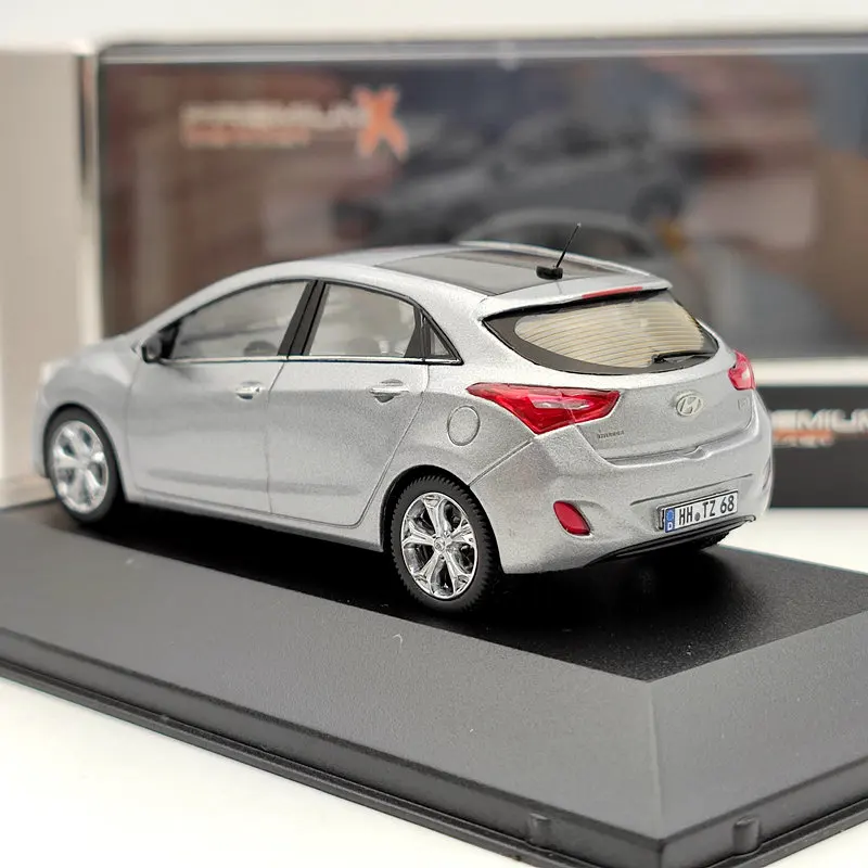 Хэтчбек Hyundai i30 премиум-класса 2012 лимитированная Коллекционная серия каучуковая