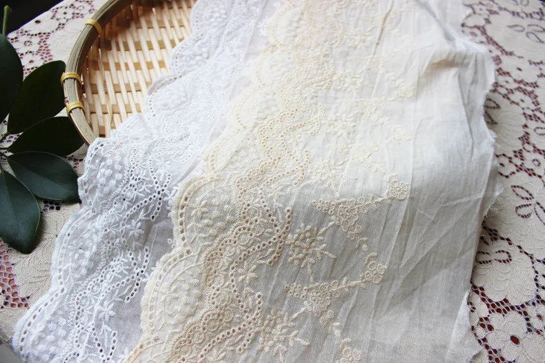 2 ярда/лот белого/бежевого цвета с классическим узором из хлопчатобумажной