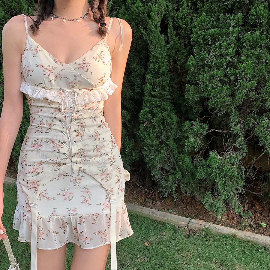 

Summer White Floral Print Lace Spaghetti Straps Dress Women Elegant Retro Boho Beach Flower Sexy Mini Casual Dress 2021