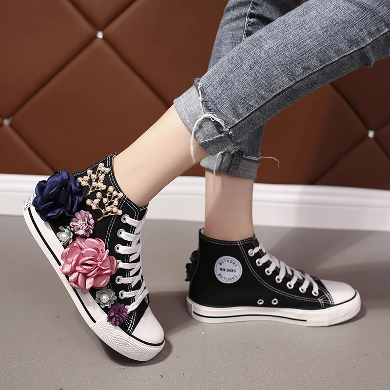 Лидер продаж женские туфли из парусины Яркие модные повседневные с инкрустацией