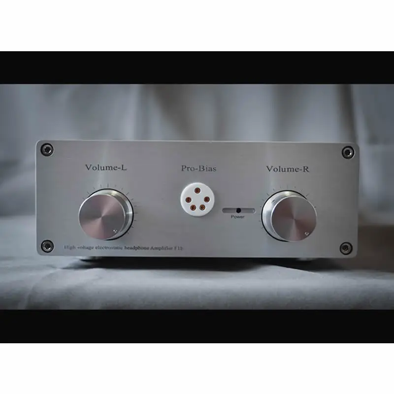 Электростатический усилитель для наушников MusicTravel MT-F1b может сочетаться с