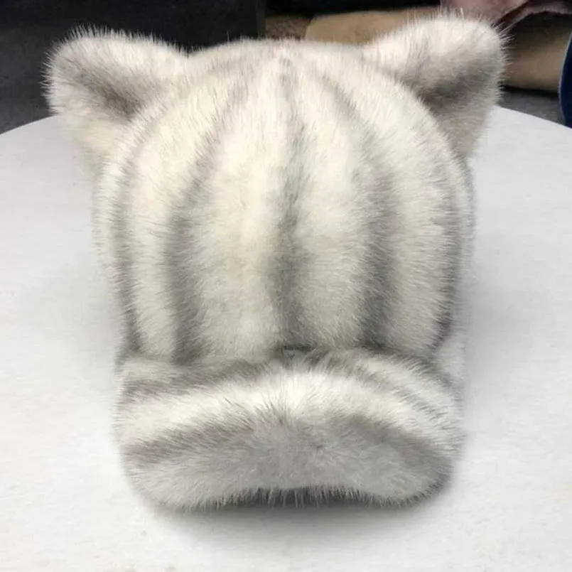 Женская зимняя шапка из натурального меха норки | Аксессуары для одежды