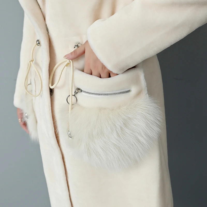 

2020 Shearing Sheep Coat Pocket Decoration Winter Warm Wool Jackets For Women Natural Fur Coats WYQ282