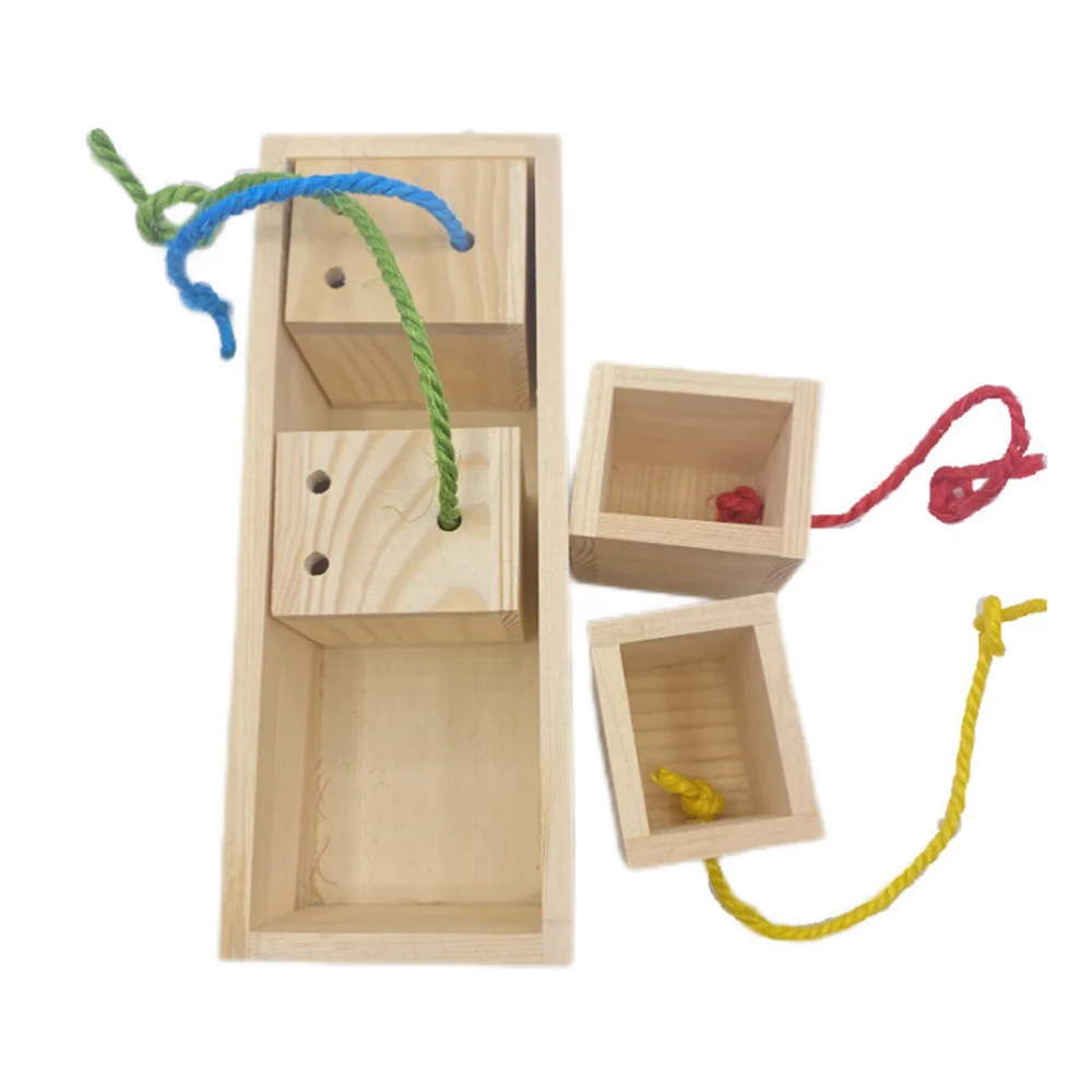 

1Pc Parrot Foraging Box Wooden Bird Training Box Bird Chewing Plaything