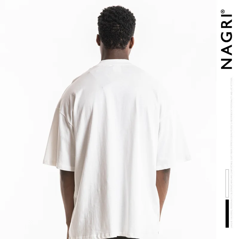 

Kanye West Jesus Is King Chicago Printed Women Men Short Sleeve T shirts tees Hiphop Streetwear Men Cotton T shirt