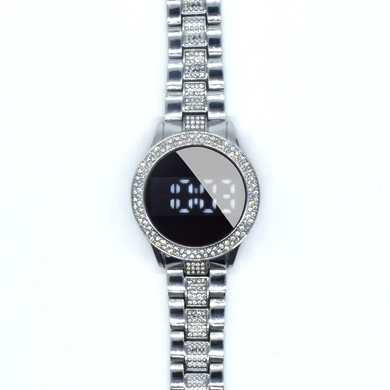

Vintage LED Digital Watch Steel Strap Watch Sports Military Watches Electronic Wrist Band Clock Women Men Gift Wristwatch
