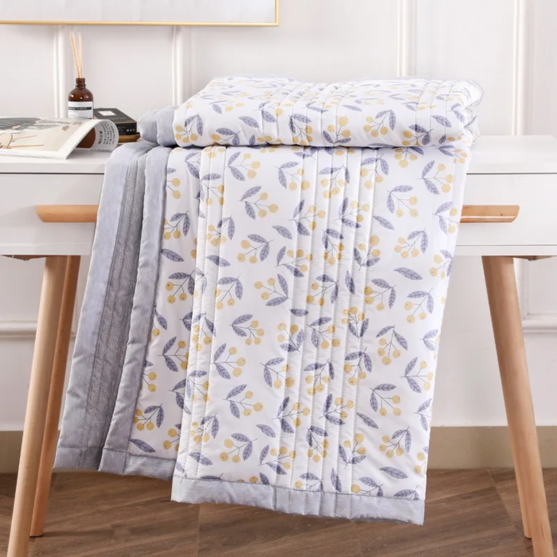 

Summer Quilt Comforter Soft Breathable Blanket Thin Leaf Print Bedspread Bed Cover Home Textiles Comforters for Kids Adult