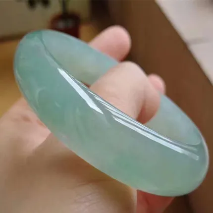 Подарочный сертификат натуральный нефрит Бирмы класса А 54 62 мм светло зеленый