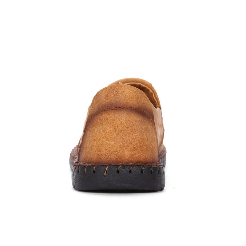 

New Breathable Design Moccasins Men Leather Casual Shoes High Quality Loafers Adult Slip on Men Sneakers Male Footwear Summer