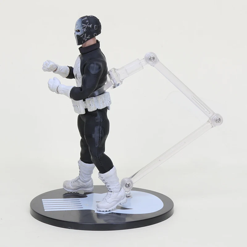 Mezco Каратель Um: 12 ПВХ фигурка игрушки Коллекционная модель Кукла Каратель Рождественский подарок для мальчика
