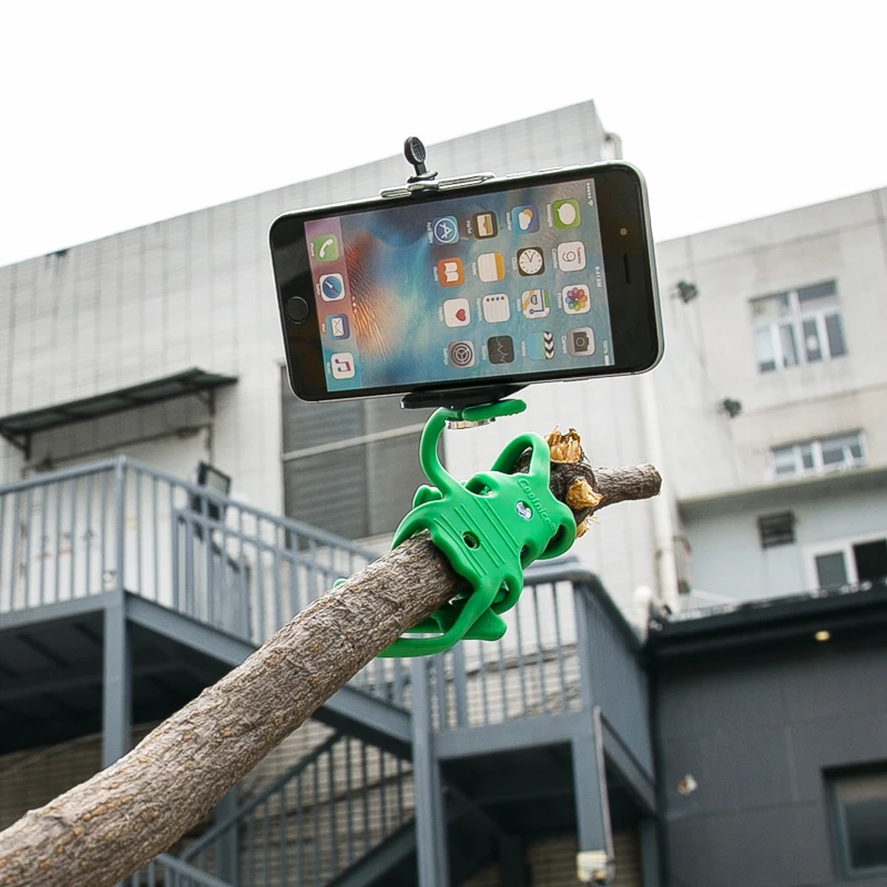 

Multi-Functional Car Mobile Holder 360 Universal Magnetic Automotive Phone Bracket
