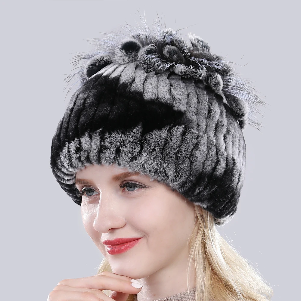 Женская Шапка бини зимняя теплая трикотажная из натурального Лисьего меха в