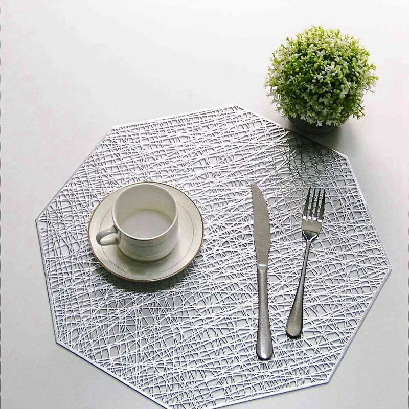 

10 Pack Pressed PVC Metallic Hollow Placemats with Waterproof Anti-Oil Polyester Apron