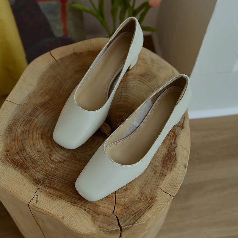 

Top Quality Genuine Leather Thick Heels Pumps Square Toe Shoes For Women Female Fringe 2021 Spring Party Shoes Woman