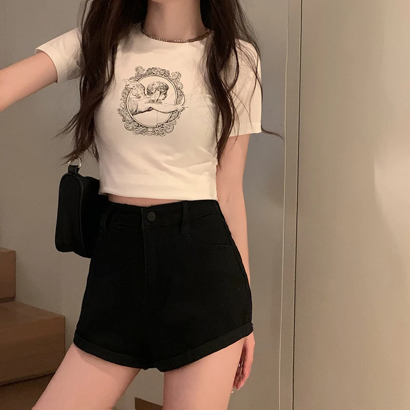 Женский укороченный топ с принтом