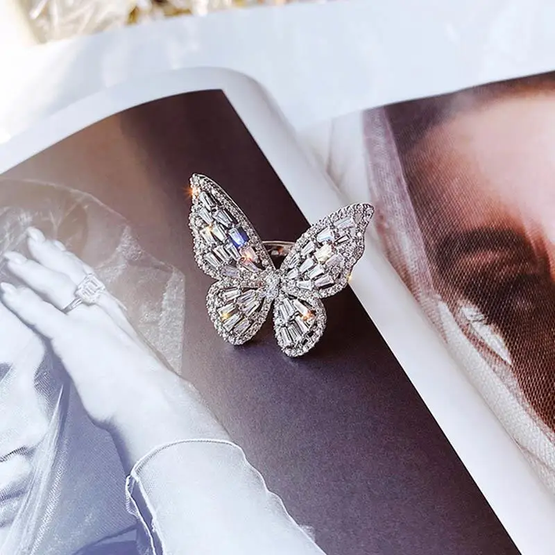 

Fashion High-end Opening Inlaid With Copper Zircon Butterfly Ring Shiny