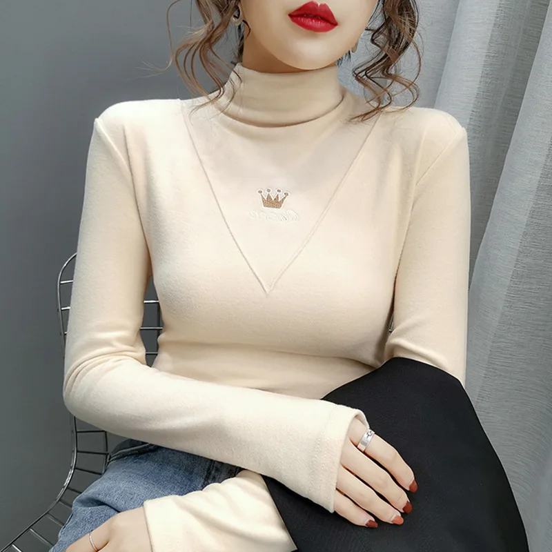 

High-neck Double-faced Fleece Bottoming Shirt for Women Autumn and Winter Crown Fashion Trend New Embroidered Warm Top Tops