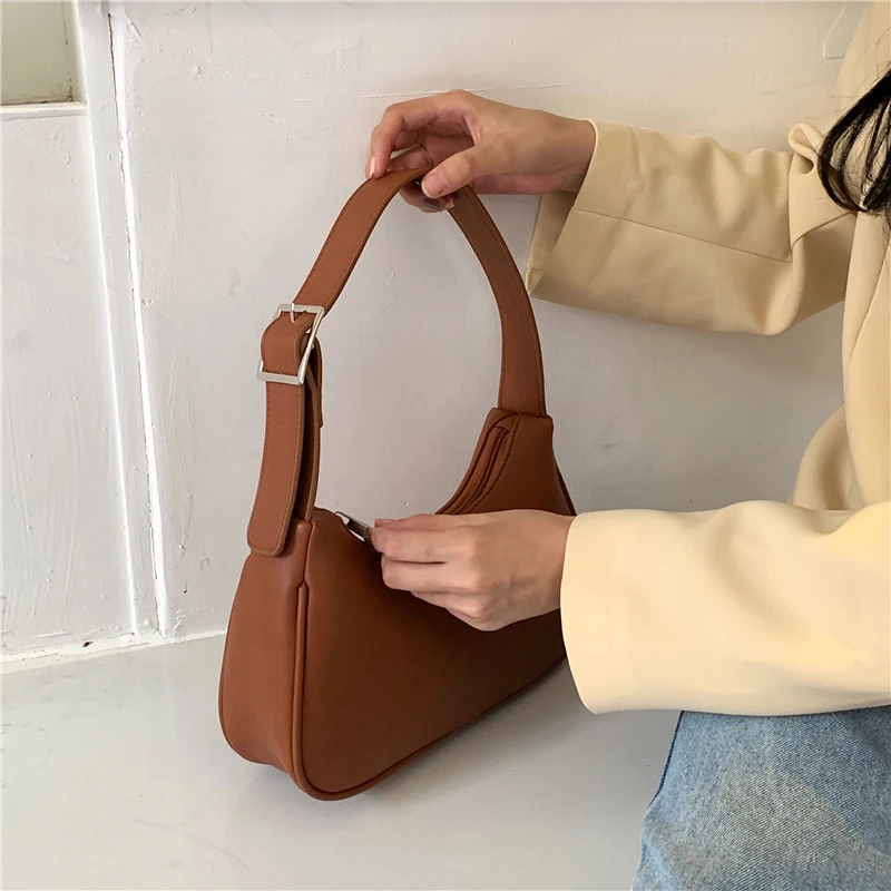 

Women Vintage Baguette Bag PU Leather Shoulder Bag Ladys Fashion Subaxillary Bags 2021 Quality Travel Armpit Bag