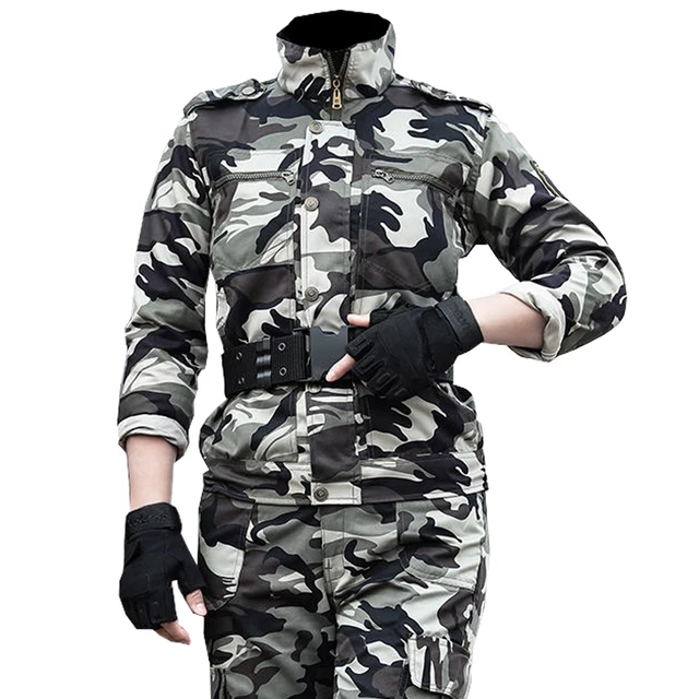 Камуфляжный комбинезон мужской